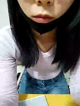 Snapshot of I_AM_NOT_A_SLUT chatting on 01-22-25, 03:20 I AM NOT A SLUT online show from 01-22-25, 03:20