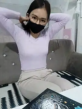 Snapshot of I_AM_NOT_A_SLUT chatting on 02-20-25, 09:00 I AM NOT A SLUT online show from 02-20-25, 09:00