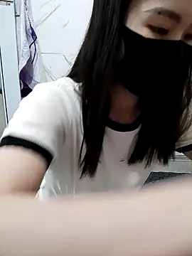 Snapshot of I_AM_NOT_A_SLUT chatting on 03-21-25, 02:18 I AM NOT A SLUT online show from 03-21-25, 02:18