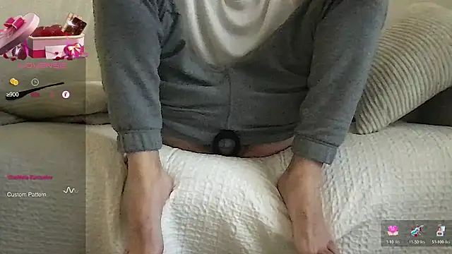 Snapshot of athenphysics chatting on 01-12-25, 11:07 athenphysics online show from 01-12-25, 11:07