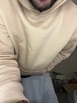 Snapshot of athenphysics chatting on 12-21-25, 11:34 athenphysics online show from 12-21-25, 11:34