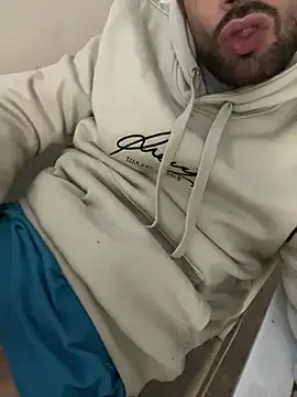 Snapshot of athenphysics chatting on 01-11-26, 04:12 athenphysics online show from 01-11-26, 04:12