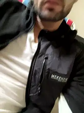 Snapshot of athenphysics chatting on 01-13-26, 02:33 athenphysics online show from 01-13-26, 02:33