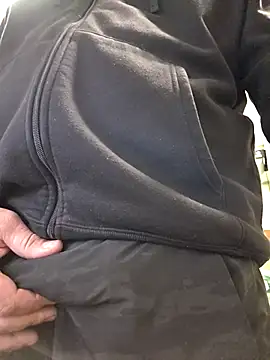 Cockrub1 online show from 05-06-26, 11:37