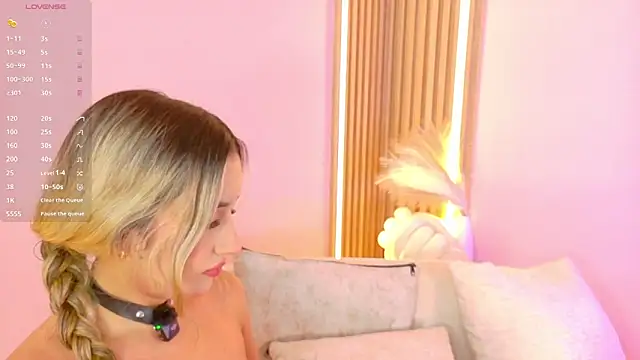 Snapshot of alison_collins chatting on 02-05-26, 11:31 alison collins online show from 02-05-26, 11:31