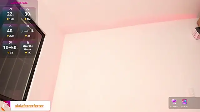 Snapshot of Alaia_Ferrer_ chatting on 03-07-25, 12:26 Alaia Ferrer online show from 03-07-25, 12:26