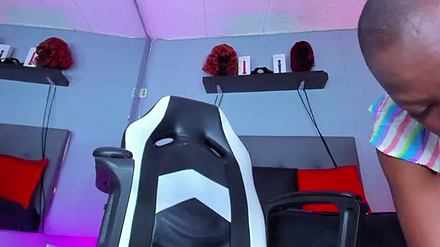 Snapshot of Coco_Kiss chatting on 11-07-25, 07:03 Coco Kiss online show from 11-07-25, 07:03