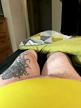 Snapshot of chatting on 11-20-25, 09:14 online show from 11-20-25, 09:14