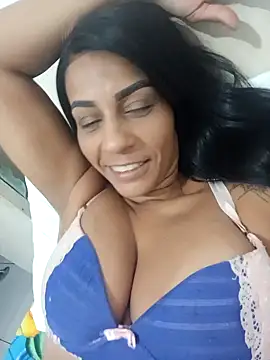 Snapshot of casal7722 chatting on 02-01-25, 01:23 casal7722 online show from 02-01-25, 01:23