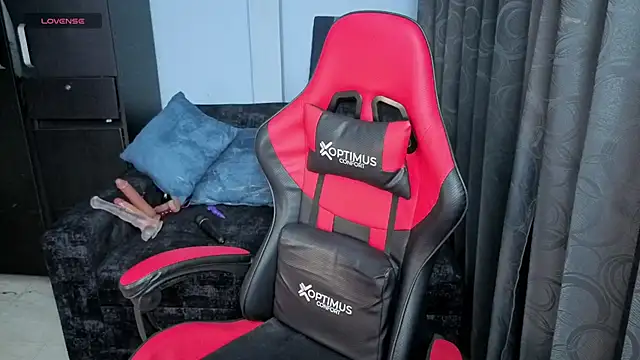 charlotee lovee69 online show from 11-11-25, 11:16