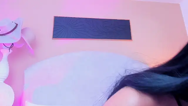 Snapshot of cynthia_turner chatting on 10-07-25, 07:11 cynthia turner online show from 10-07-25, 07:11