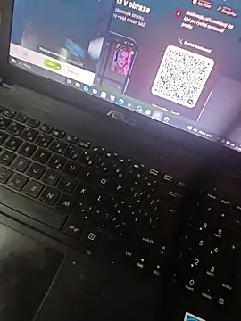 Snapshot of VARGAcz chatting on 03-21-26, 08:19 VARGAcz online show from 03-21-26, 08:19