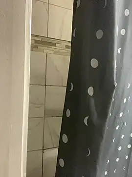 Snapshot of 4kUsh2Fashion0 chatting on 03-07-25, 06:00 4kUsh2Fashion0 online show from 03-07-25, 06:00