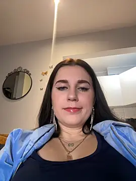 Snapshot of Teylor_Love chatting on 12-18-24, 03:55 Teylor Love online show from 12-18-24, 03:55