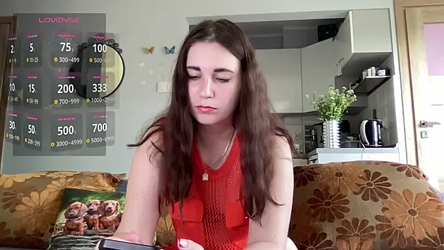 Teylor Love online show from 06-23-26, 01:53