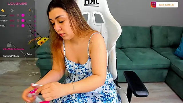 EveEvian online show from 06-19-26, 11:14