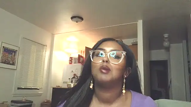 Snapshot of SiminFox chatting on 09-09-25, 01:38 SiminFox online show from 09-09-25, 01:38