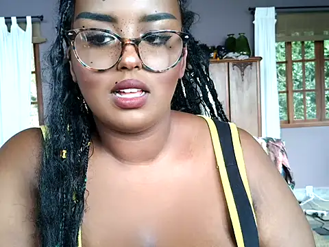 Snapshot of SiminFox chatting on 04-06-26, 12:06 SiminFox online show from 04-06-26, 12:06