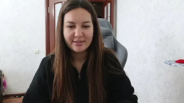 Nelly Fischer online show from 01-08-25, 08:27