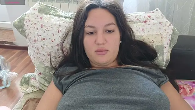 Nelly Fischer online show from 02-09-25, 08:33