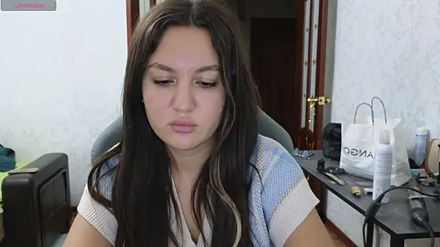 Nelly Fischer online show from 03-11-25, 06:08