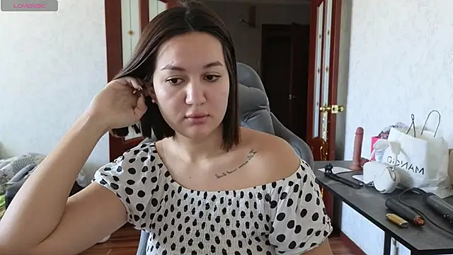 Nelly Fischer online show from 03-23-25, 06:37