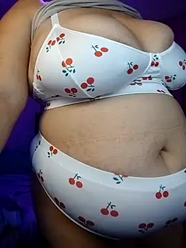 EllisW8 online show from 09-17-25, 11:23