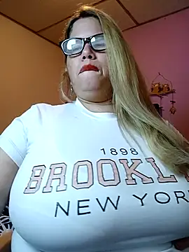 EllisW8 online show from 02-17-26, 11:07