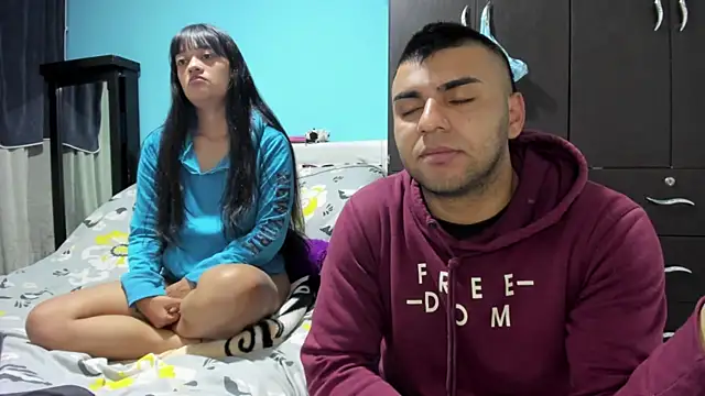 2ScarletandRyan8 online show from 09-12-25, 10:04