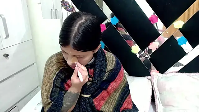 Snapshot of katery_wok11 chatting on 10-04-25, 05:00 katery wok11 online show from 10-04-25, 05:00