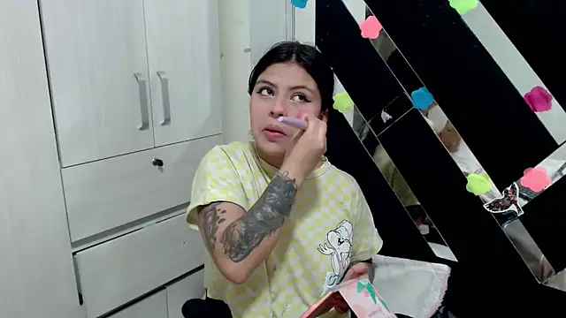 Snapshot of katery_wok11 chatting on 11-13-25, 07:13 katery wok11 online show from 11-13-25, 07:13