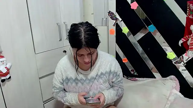 Snapshot of katery_wok11 chatting on 11-22-25, 07:02 katery wok11 online show from 11-22-25, 07:02