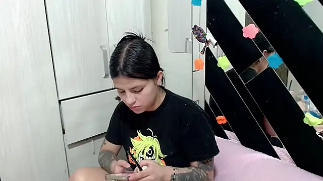 Snapshot of katery_wok11 chatting on 03-11-26, 06:25 katery wok11 online show from 03-11-26, 06:25