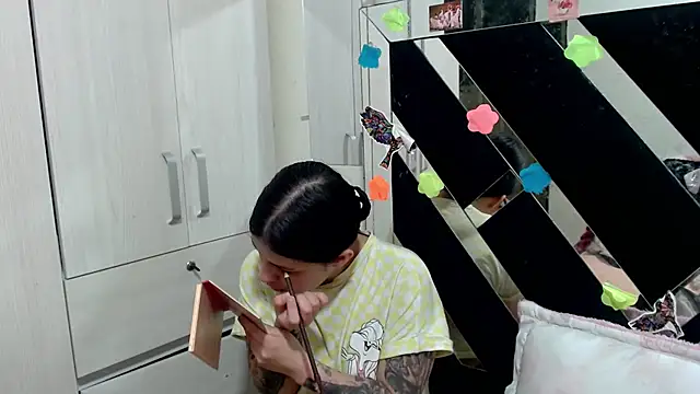 Snapshot of katery_wok11 chatting on 03-14-26, 02:28 katery wok11 online show from 03-14-26, 02:28