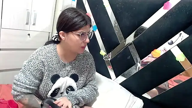 katery wok11 online show from 07-05-26, 08:27