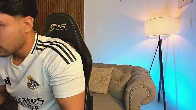 liam collins21 online show from 03-04-26, 11:38