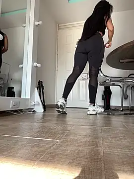 Lexa queen online show from 04-24-26, 08:55