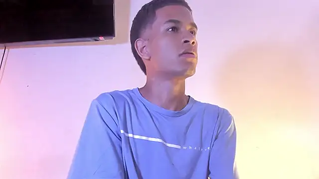 Snapshot of ken_rivera chatting on 12-17-24, 02:44 ken rivera online show from 12-17-24, 02:44