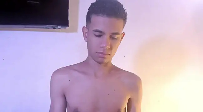 Snapshot of ken_rivera chatting on 03-22-25, 12:04 ken rivera online show from 03-22-25, 12:04