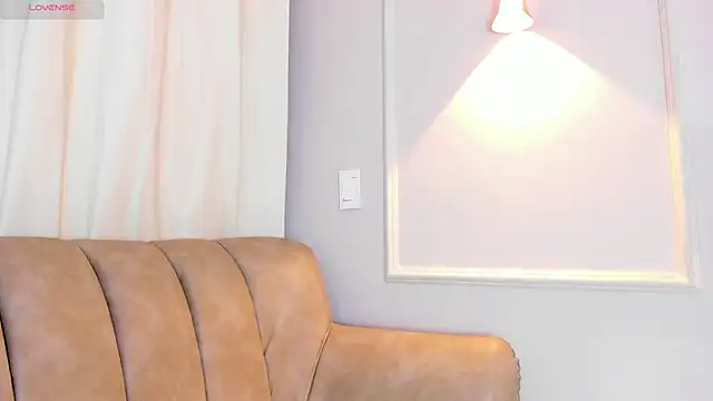 Lia walton online show from 12-26-24, 12:05