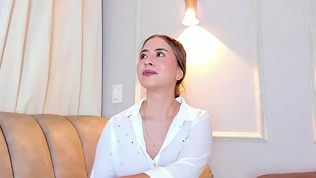 Snapshot of Lia_walton chatting on 03-16-26, 12:31 Lia walton online show from 03-16-26, 12:31