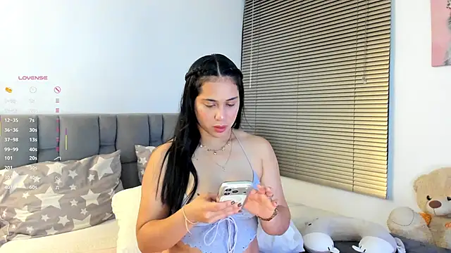 Gigi-bom online show from 03-17-26, 12:04