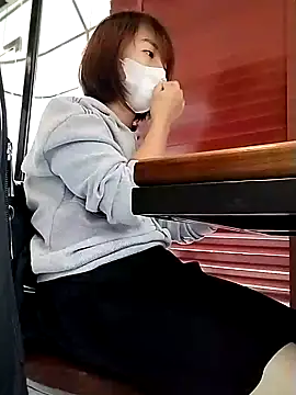 Snapshot of Michiko1 chatting on 01-25-25, 05:07 Michiko1 online show from 01-25-25, 05:07