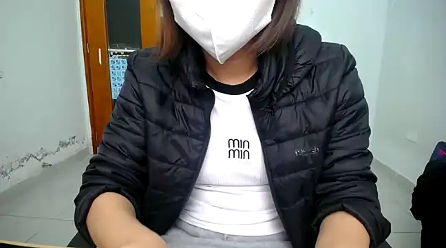 Snapshot of Michiko1 chatting on 01-28-25, 02:11 Michiko1 online show from 01-28-25, 02:11