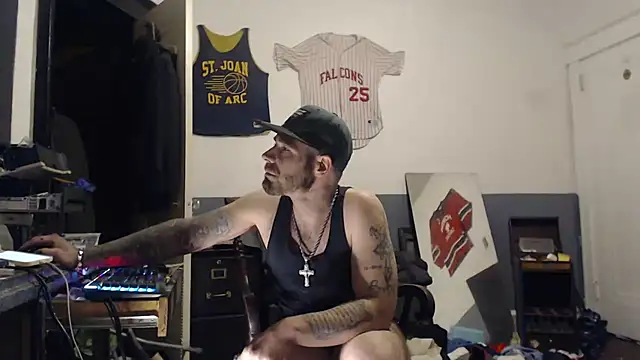 Snapshot of sledge901 chatting on 01-23-25, 08:25 sledge901 online show from 01-23-25, 08:25