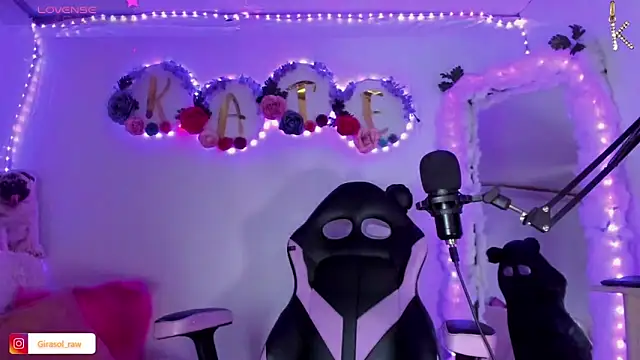 Snapshot of KATERAW chatting on 03-03-26, 05:57 KATERAW online show from 03-03-26, 05:57