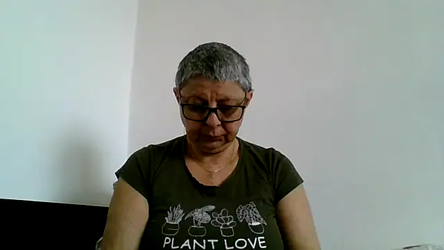 roseblak42 online show from 04-29-26, 12:42