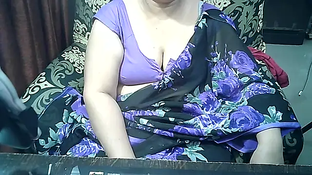 Snapshot of Punambhabisexy chatting on 12-16-25, 10:53 Punambhabisexy online show from 12-16-25, 10:53