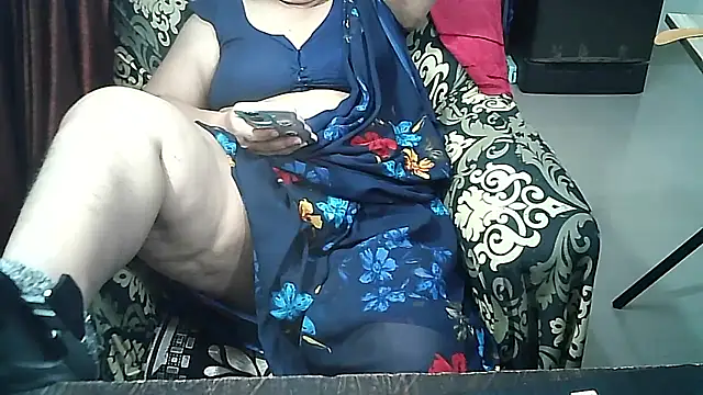 Snapshot of Punambhabisexy chatting on 01-06-26, 03:16 Punambhabisexy online show from 01-06-26, 03:16