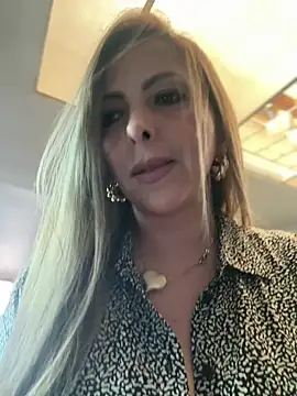  Abril-Office1 online show from 01-14-26, 04:45